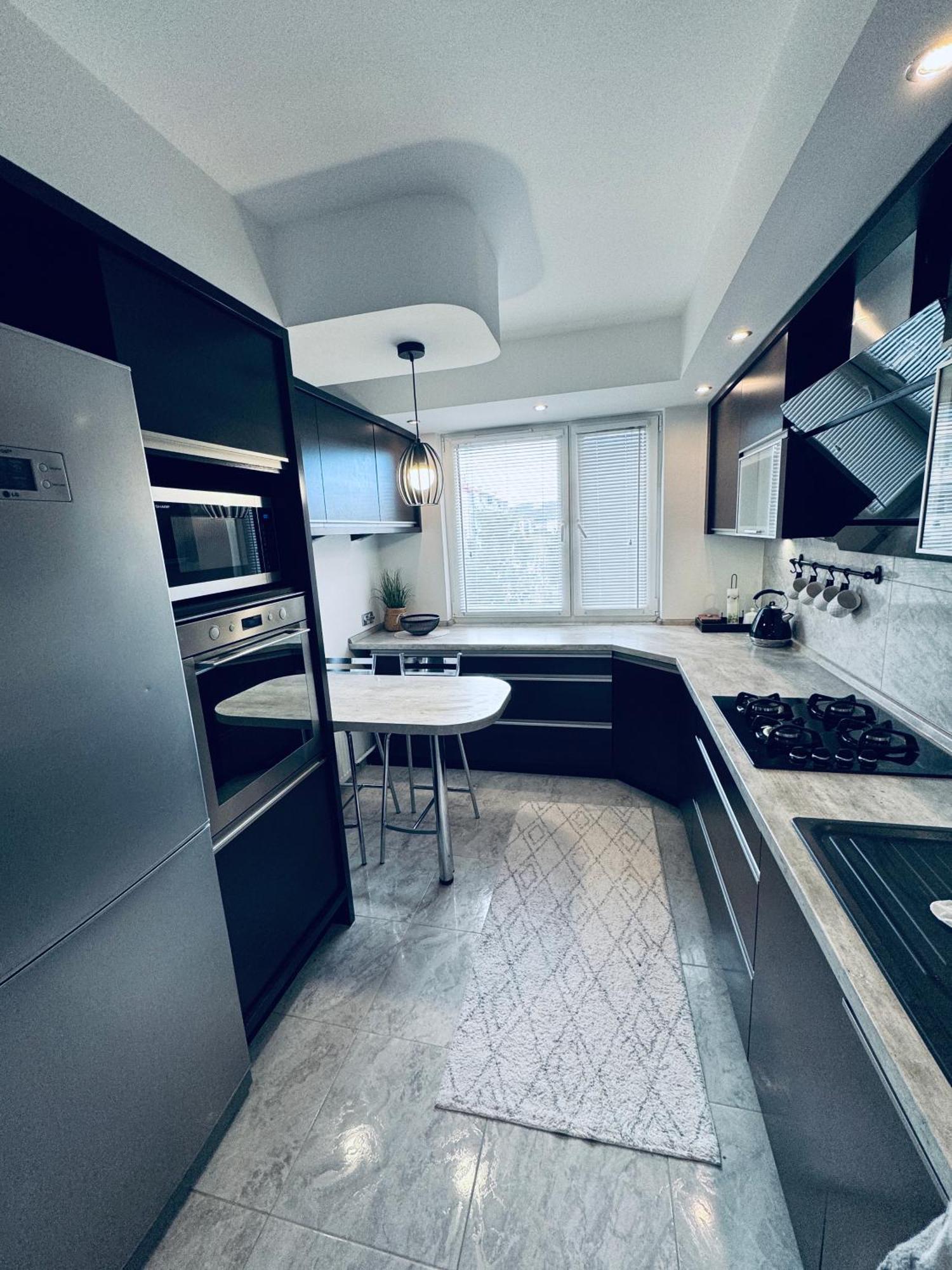 4 Pokojowy Apartament Posada Sanok Bagian luar foto